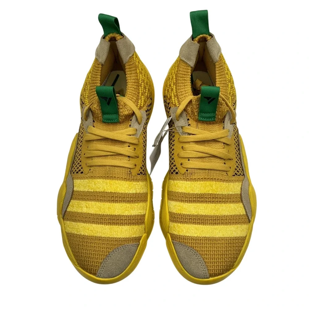 Adidas Trae Young 2.0 Men's Basketball Shoes Size 10 Hazy Yellow New